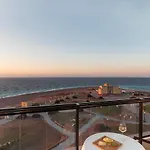 Cactus Hotel